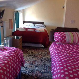 Classic Quadruple Room